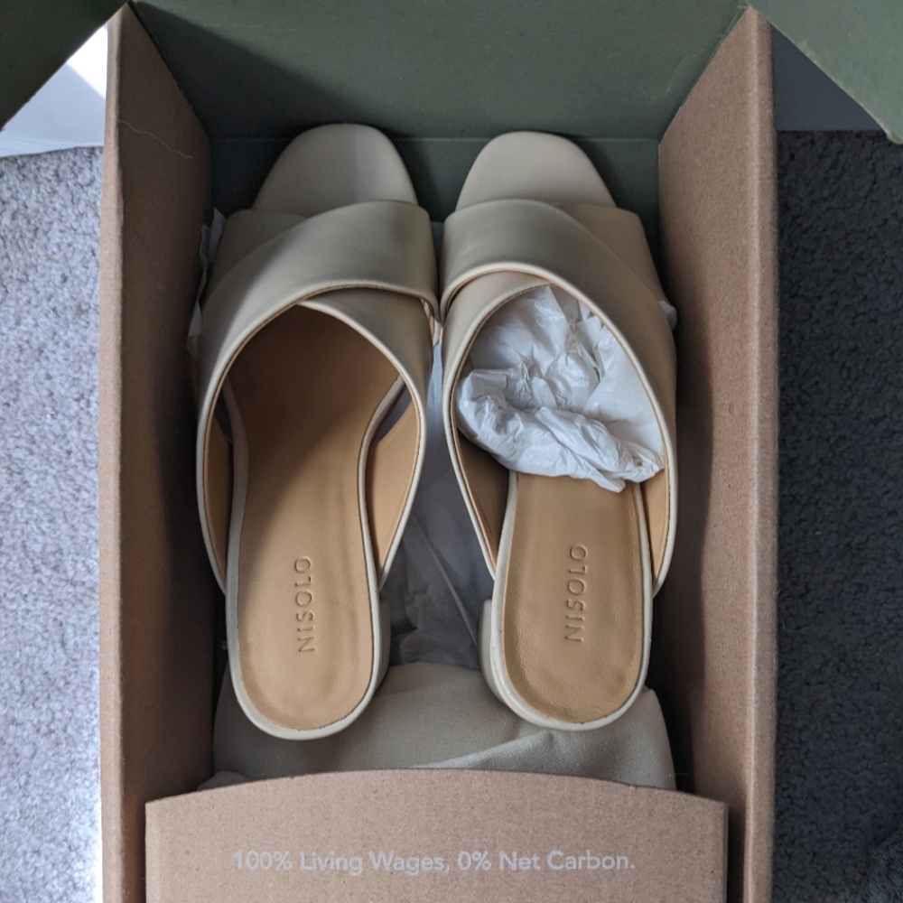 Nisolo Beige Mules
